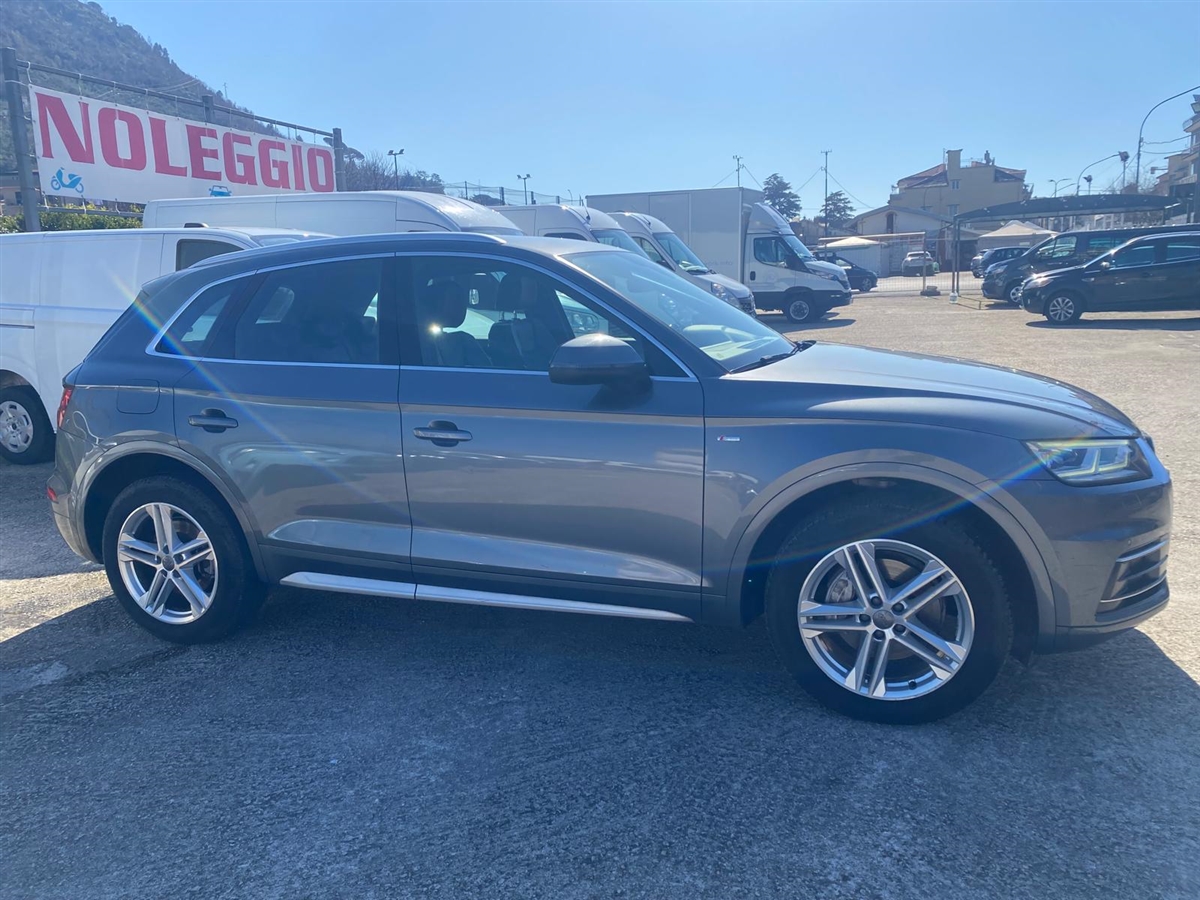 AUDI Q5 2.0  TDI BUSINESS SPORT - 2